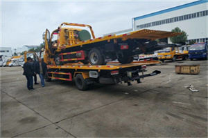 卢氏同城汽车补胎